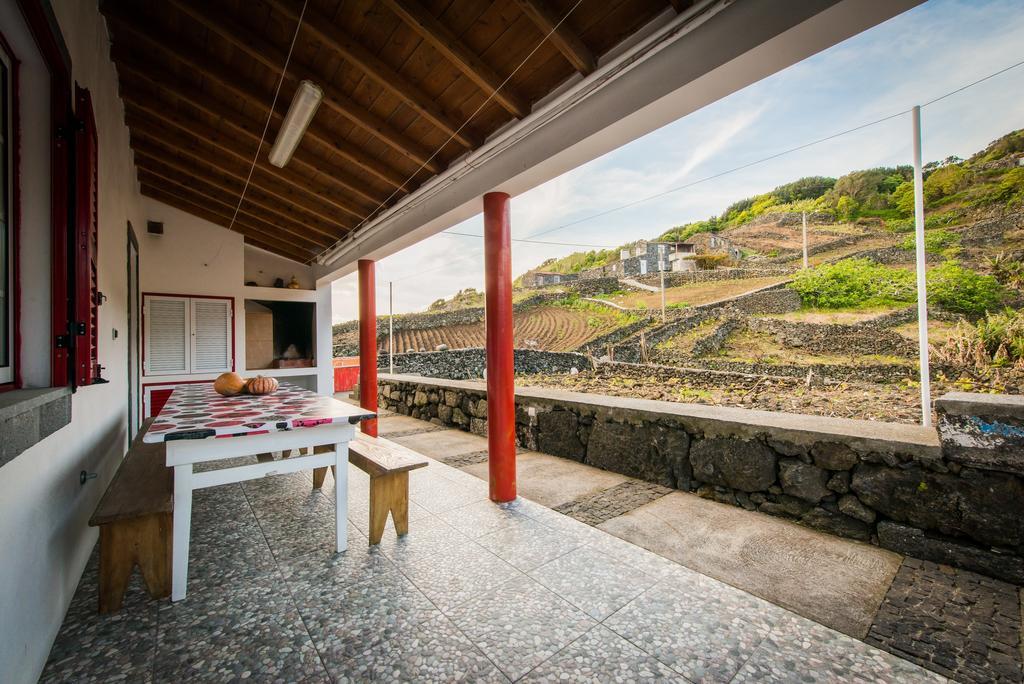 Adega Pedra Do Lagar Villa Calheta de Nesquim Exterior photo